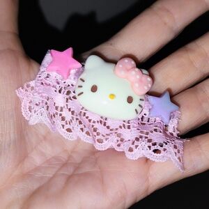 Hello Kitty Pink and White Lace Hair Clip
